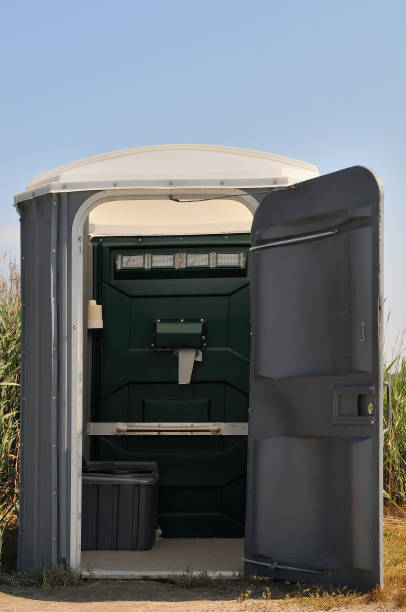 Best Porta potty delivery and setup  in West Kennebunk, ME